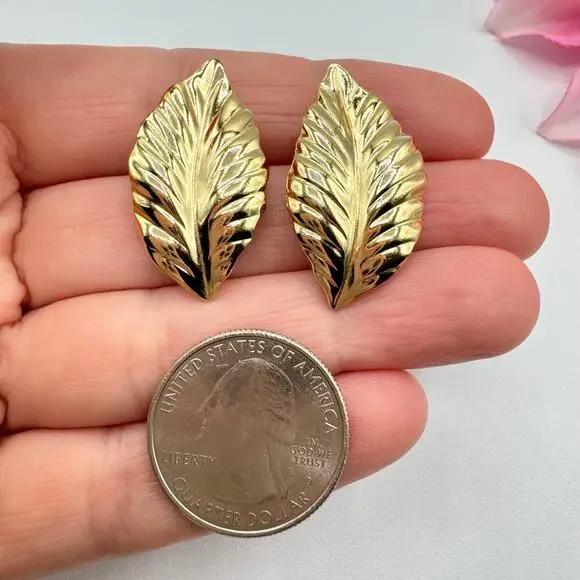 Vintage Louis Feraud Leaf Paris Earrings Gold Tone Chic Fall Autumn Luxe Signed - Picture 7 of 8
